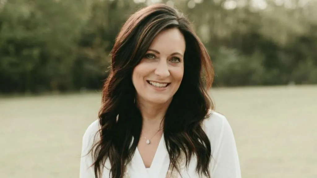 Lysa TerKeurst bio